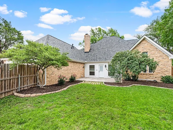 4300 Green Meadow St E, Colleyville, TX 76034
