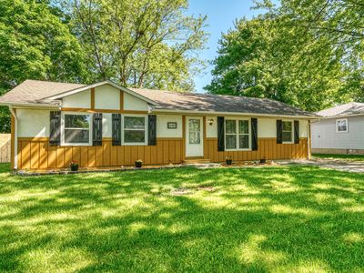 640 Apache Ln, Lowell, IN, 46356