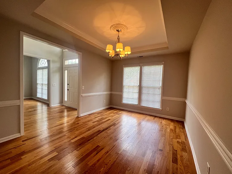 365 Tumbling Creek Dr — Photo 4