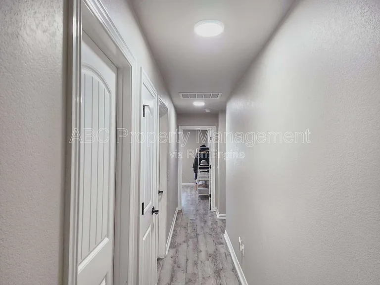 5009 E Truman Ln — Photo 40