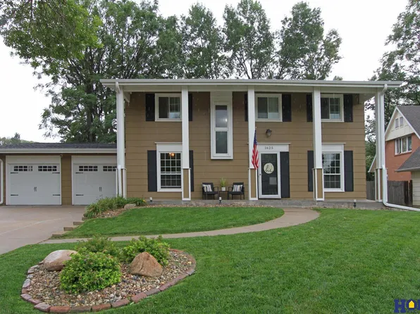 1625 S 77th St, Lincoln, NE 68506