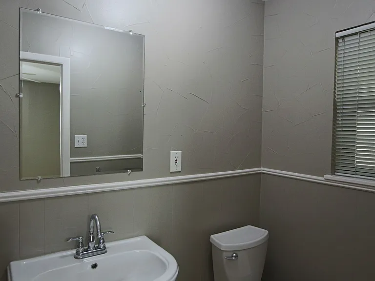 2725 Amy Ln — Photo 19
