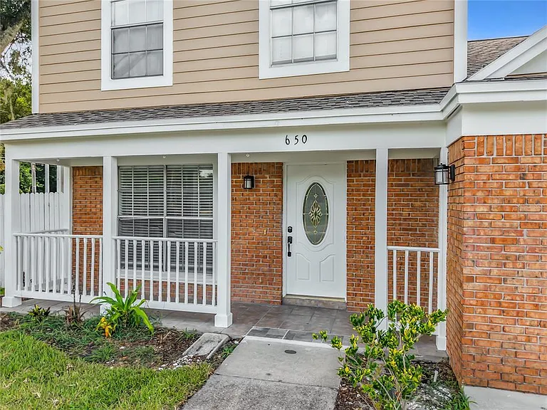 650 Whittingham Pl — Photo 6