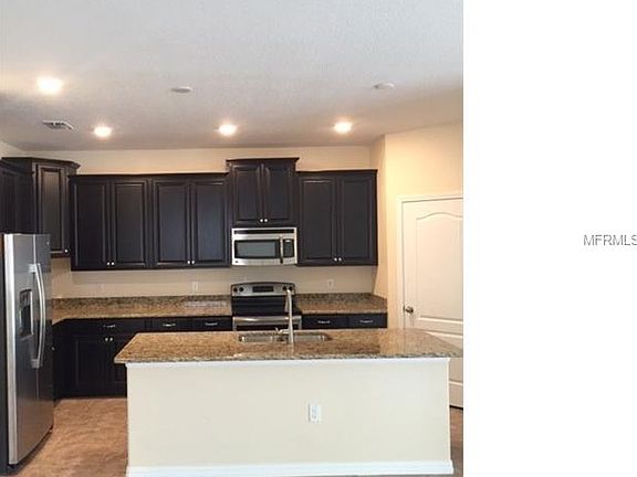 2nd image of 18380 Scunthorpe Ln