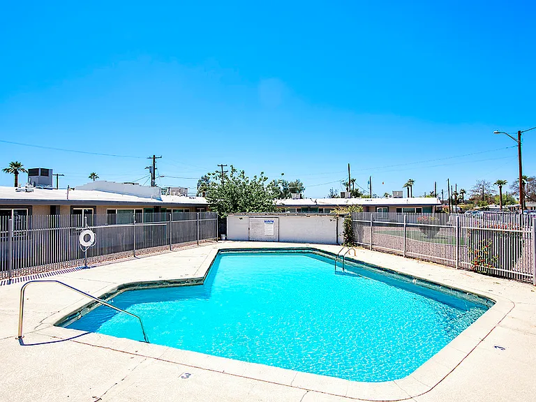 2201 W Heatherbrae Dr #3 — Photo 2