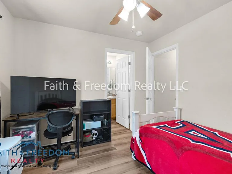 6447 Passing Sky Dr — Photo 17