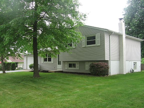 2nd image of 1355 Carlyle Dr