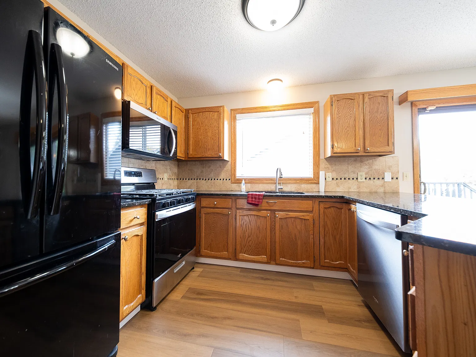 Javelin Avenue, Lakeville (16679) Ly Er1 **Tpo** - 1 — Photo 3