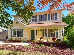 567 Summerwalk Rd, Greensboro, NC 27455