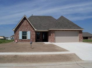 276 James Edison, Gray, LA 70359