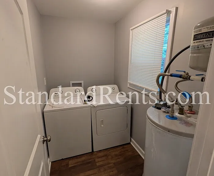 2000 Wilson Rd NW — Photo 7