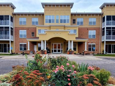 15001 Burnhaven Dr Unit 104, Burnsville, MN, 55306