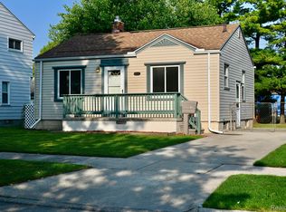 1334 Applewood Ave, Lincoln Park, MI