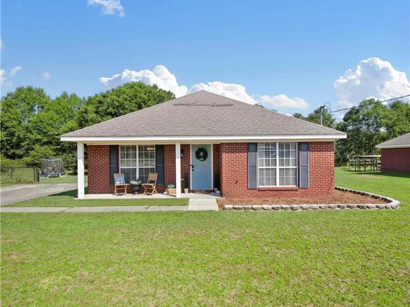 8070 Meadowood Dr, Citronelle, AL 36522
