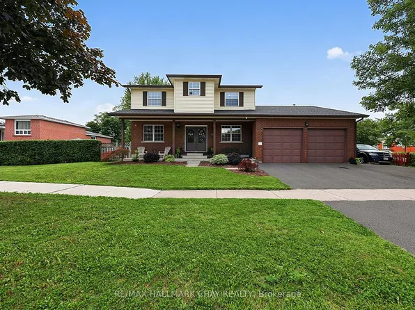 334 Parkwood Ave, Bradford West Gwillimbury, ON L3Z 2E4