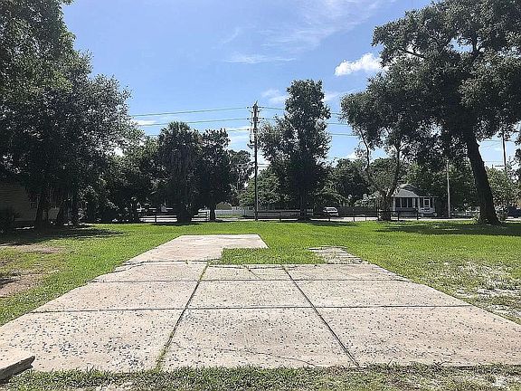 5th image of Dr Martin Luther King Jr St S