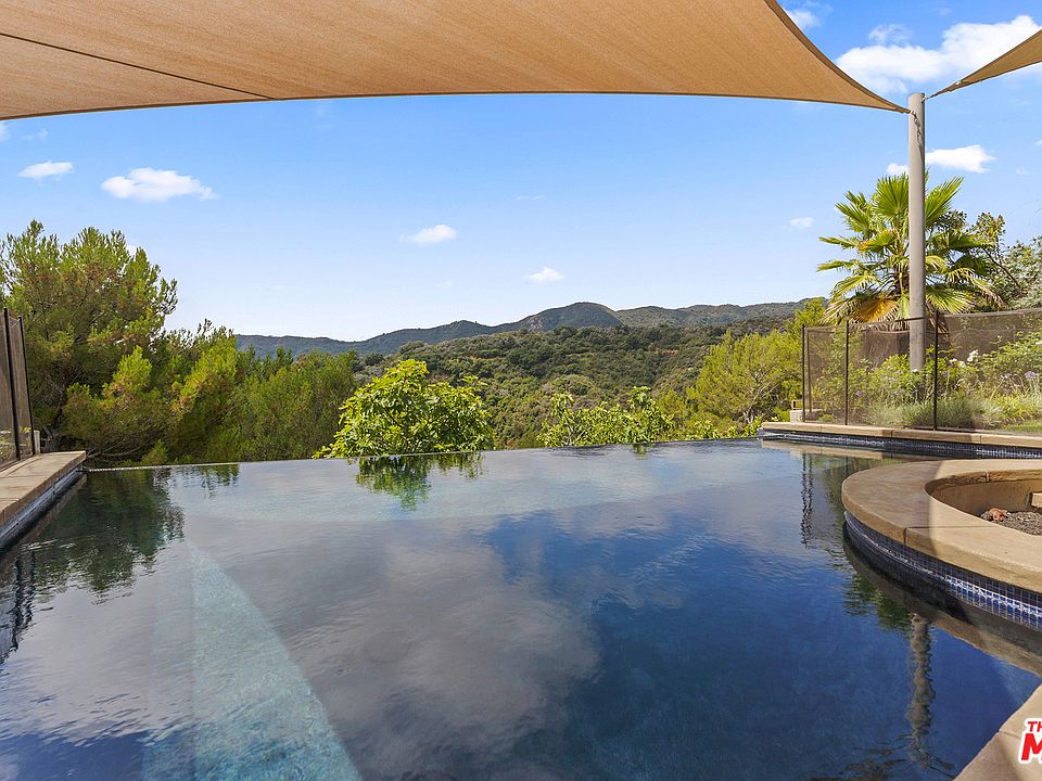 1st image of 2473 La Condesa Dr