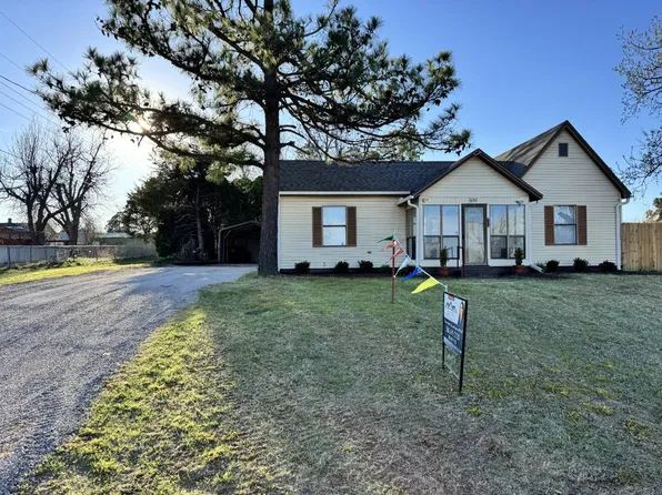 309 N 5th St, Rush Springs, OK 73082