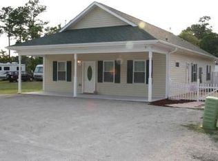 180 Moonlight Lake Dr, New Bern, NC 28560