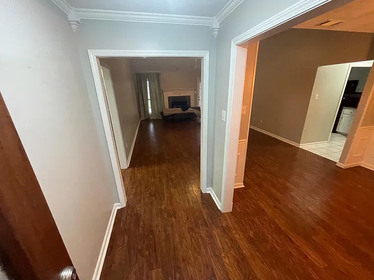 1717 Point West Dr — Photo 3