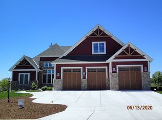 W159N6585 Tamarack Trl, Menomonee Falls, WI 53051