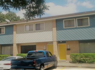 1033 Skylark Rd, Pasadena, TX 77502