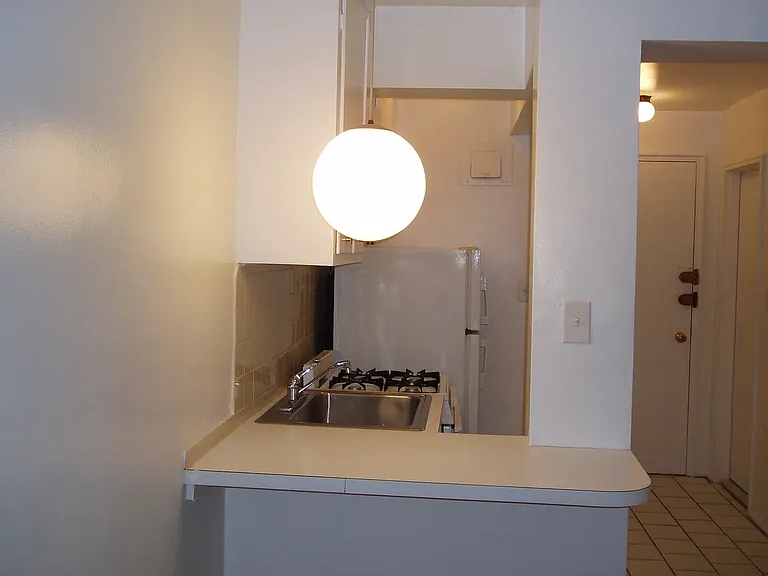 81-14 Baxter Ave #1D — Photo 2
