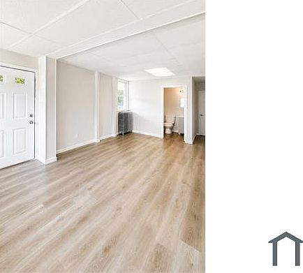 3rd image of 1015 Parksley Ave #A