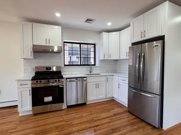 1195 Neill Ave Floor 2, Bronx, NY 10461