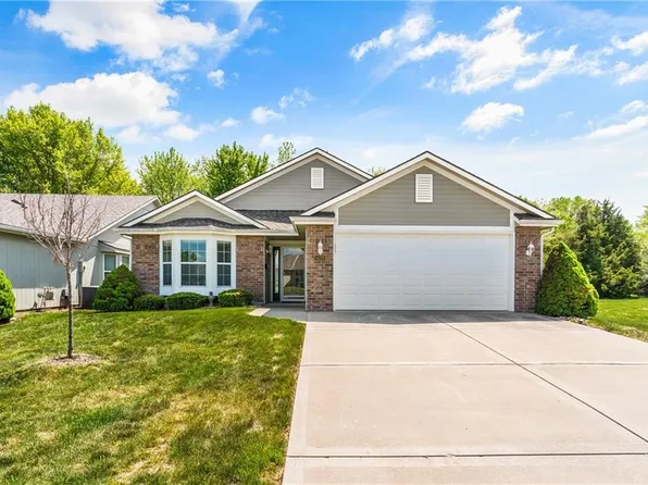5529 S Duffey Ave, Independence, MO 64055