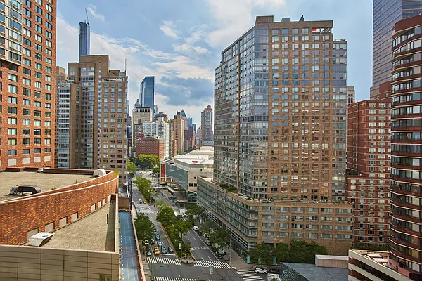 Rented by Brown Harris Stevens | media 3