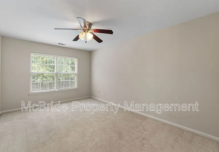 429 Snead Way — Photo 15