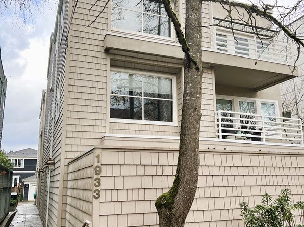 1933 42nd Ave E APT 4