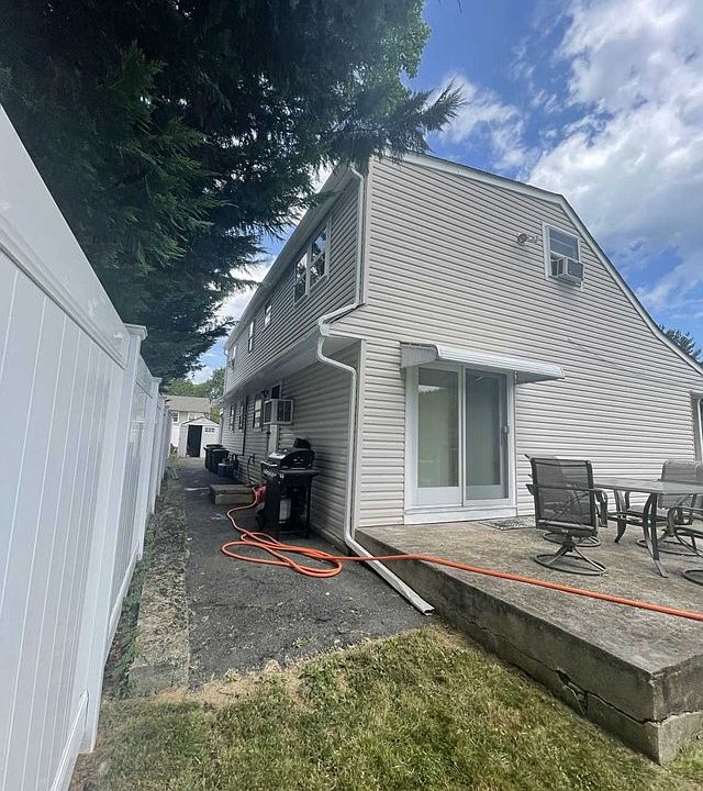 203 Snedeker Pl, Northvale, NJ 07647 MLS 23001576 Zillow