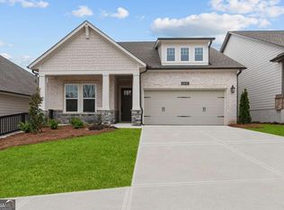 6836 Bungalow Rd, Flowery Branch, GA 30542