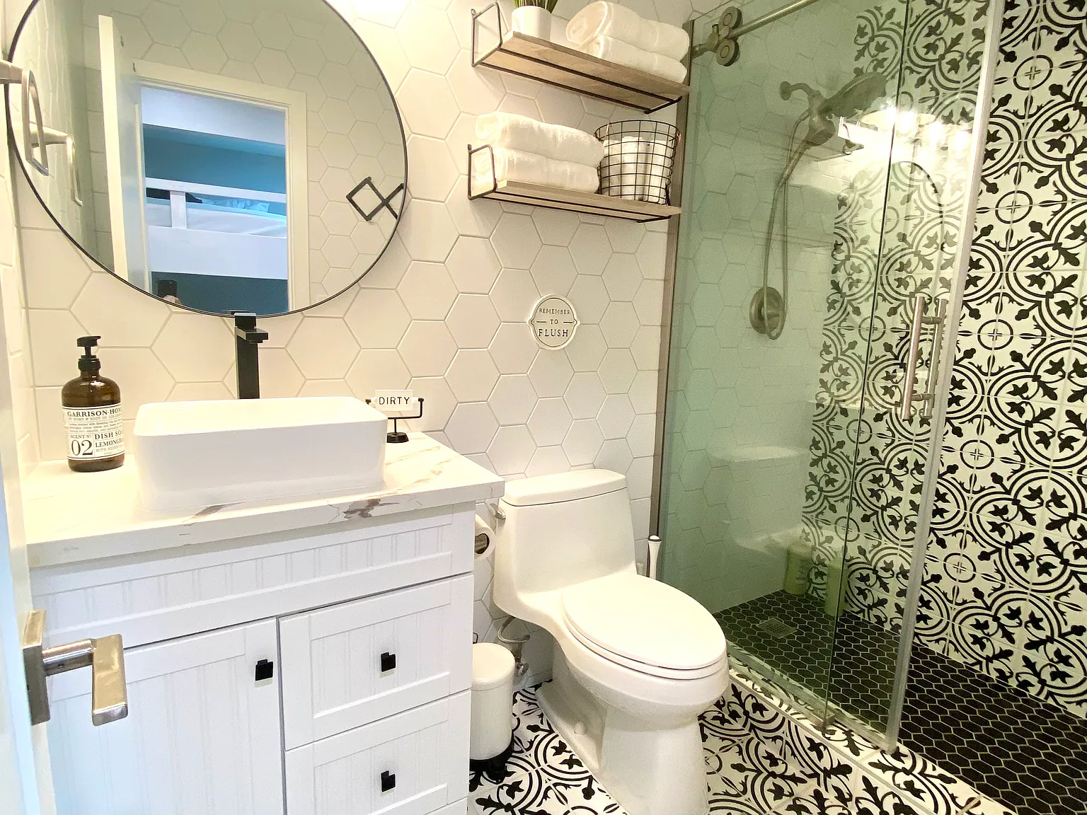 1 bed, 432 sqft, $3,675 — Photo 4