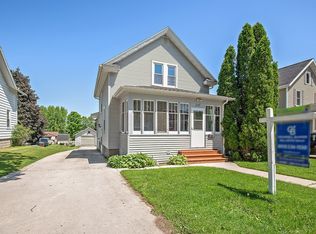 2312 Monroe St, NEW HOLSTEIN, WI 53061