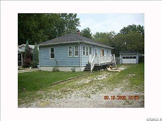 2nd image of 884 Hardy Rd