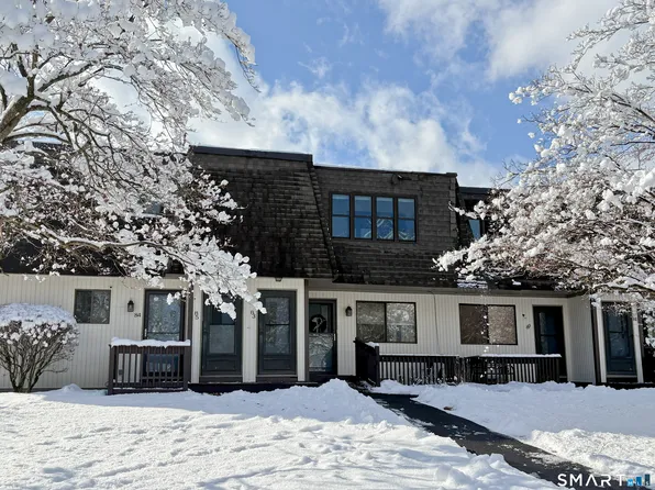 83 Landing Circle #83, Suffield, CT 06078