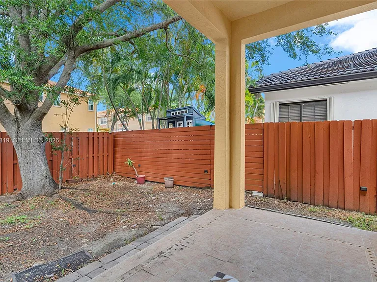 15339 SW 32nd Ter — Photo 32
