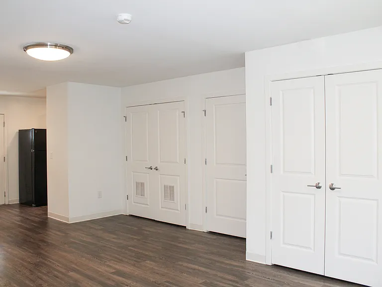 Point and Ravine Apartments — Photo 21
