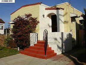2nd image of 460 35th St