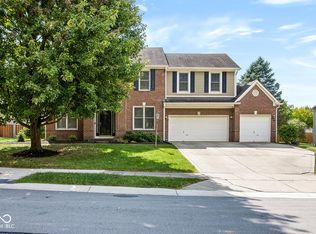 8772 Randall Dr, Fishers, IN 46038