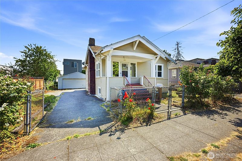2nd image of 2211 NW 64th Street