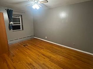 30-83 46th St #1G, Astoria, NY 11103