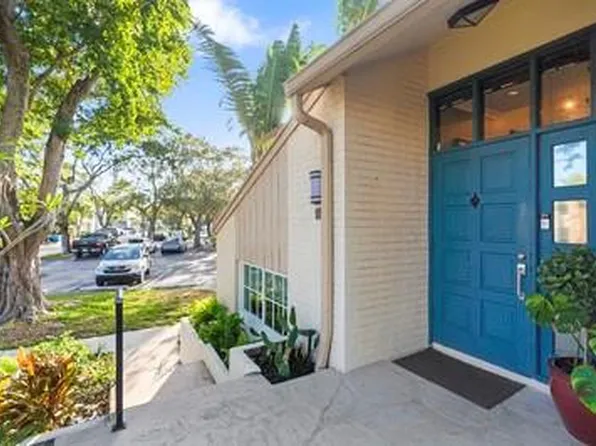 681 Kensington Place #D101, Fort Lauderdale, FL 33305
