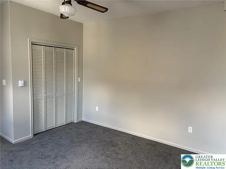 3951 Mountain View Dr — Photo 10