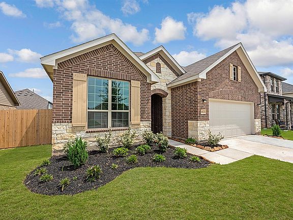 2nd image of 4623 Bartagrass Dr