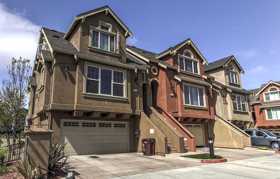 1st image of 15375 Bay Port Ct #1B
