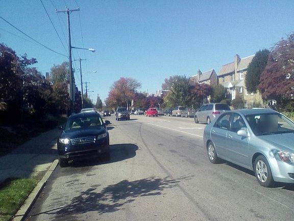 4th image of 1300 Devereaux Ave